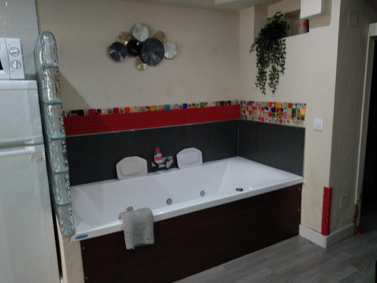 Loft "Coqueto" Rojo Lägenhet Ubrique Exteriör bild