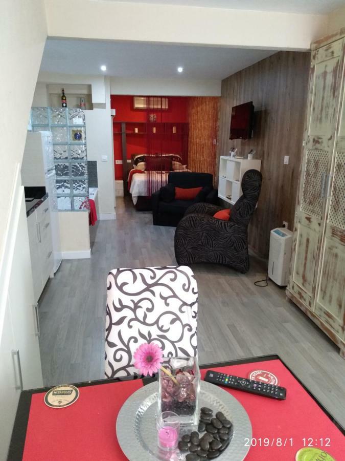Loft "Coqueto" Rojo Lägenhet Ubrique Exteriör bild